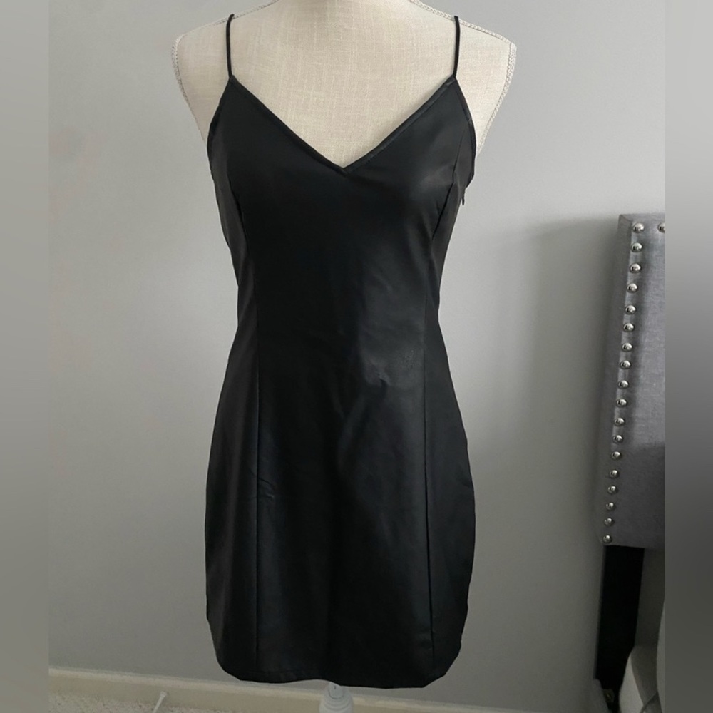 Abercrombie & Fitch Leather Mini skirt // Small // NWT
